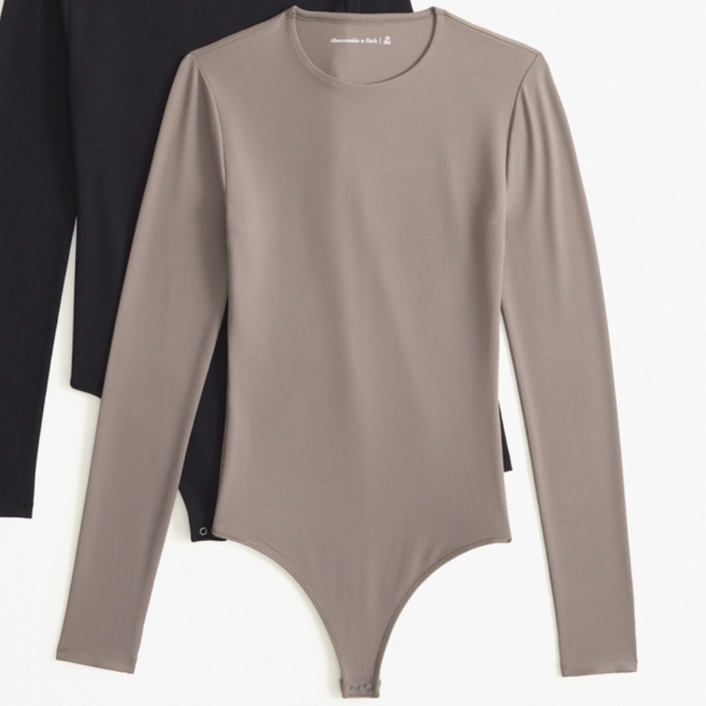 ❤️ Abercrombie & Fitch Long-Sleeve Seamless Jersey Crew Bodysuit Taupe